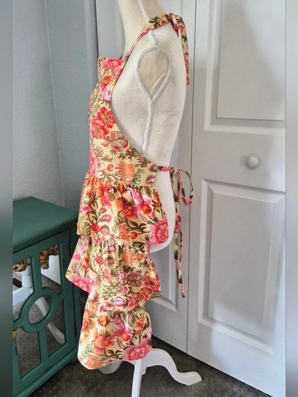 April Cornell Tiered Ruffle Floral Cotton Apron Cottagecore Style